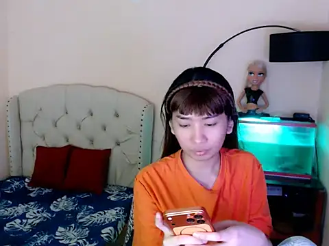 Snapshot of ShantalFoxxy_ chatting on 03/20/26, 12:54 ShantalFoxxy online show from 03/20/26, 12:54