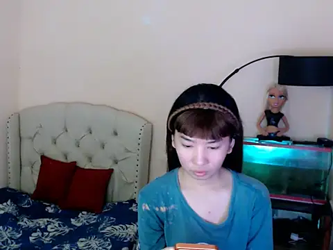 Snapshot of ShantalFoxxy_ chatting on 04/27/26, 11:14 ShantalFoxxy online show from 04/27/26, 11:14