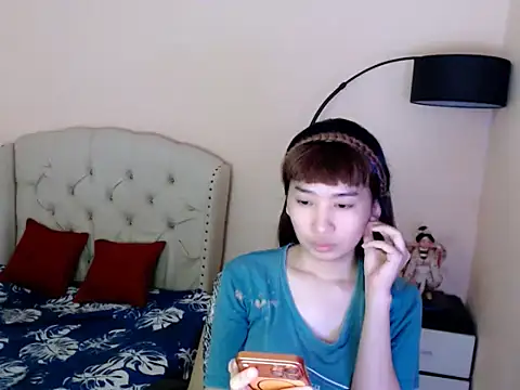 ShantalFoxxy  online show from 06/21/26, 11:40