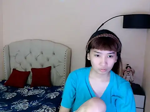 ShantalFoxxy  online show from 07/05/26, 03:13