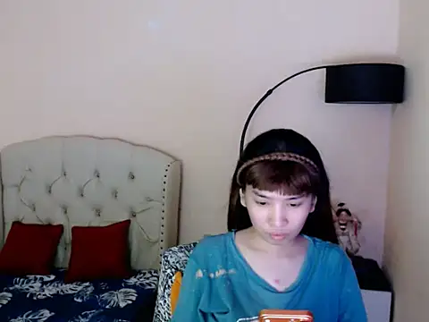 ShantalFoxxy  online show from 07/20/26, 02:15