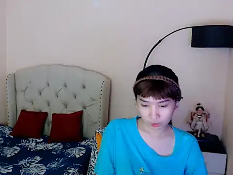 ShantalFoxxy  online show from 07/23/26, 01:58