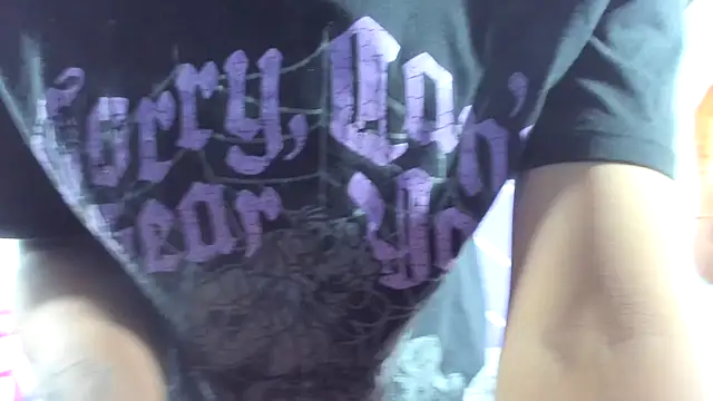 lau and boys18 online show from 09/28/25, 01:49