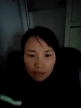 Snapshot of Haili-1 chatting on 10/24/25, 08:11 Haili-1 online show from 10/24/25, 08:11