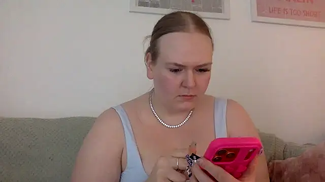 gracelovesxx online show from 06/17/26, 01:34