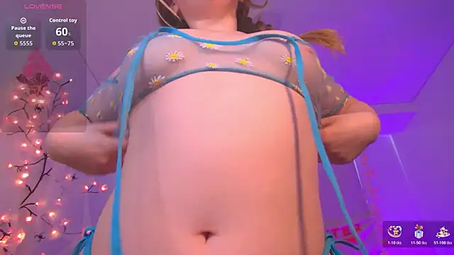 Snapshot of Lil_bela chatting on 11/22/25, 11:09 Lil bela online show from 11/22/25, 11:09