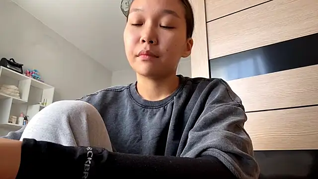 OraCowee online show from 09/12/25, 09:09
