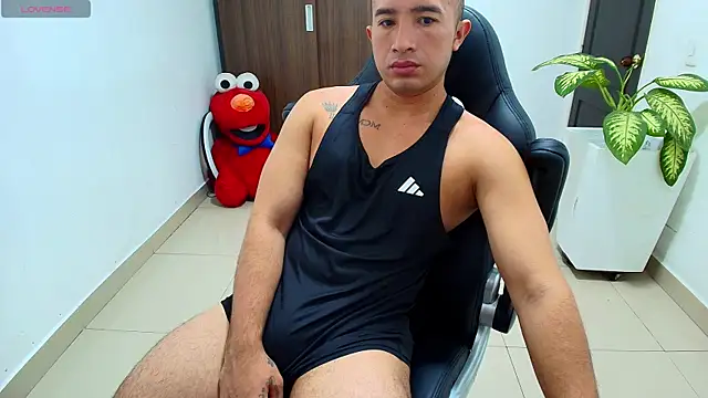 sebastian oconnor77 online show from 09/30/25, 12:43