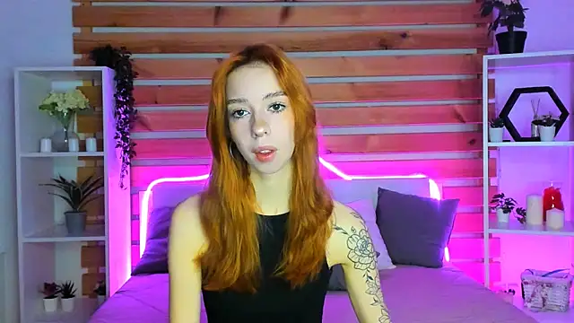 Snapshot of Lori_Williams chatting on 10/03/25, 01:13 Lori Williams online show from 10/03/25, 01:13