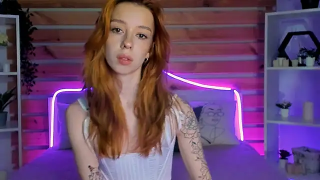 Snapshot of Lori_Williams chatting on 11/25/25, 12:54 Lori Williams online show from 11/25/25, 12:54