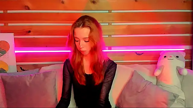 Snapshot of Lori_Williams chatting on 12/03/25, 01:02 Lori Williams online show from 12/03/25, 01:02