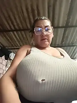 AlexxiaaMat online show from 05/15/26, 11:06