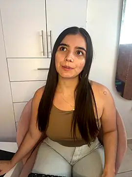 salomecute21 online show from 10/23/25, 12:04