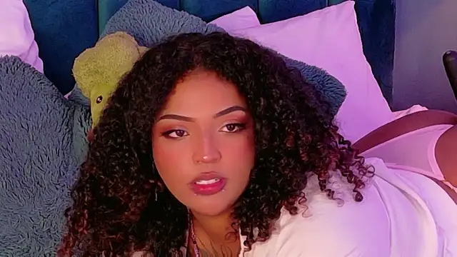 Cristal-Jonnes online show from 06/23/26, 01:25