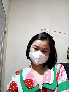 Snapshot of Daisy-lusia96 chatting on 10/14/25, 09:43 Daisy-lusia96 online show from 10/14/25, 09:43