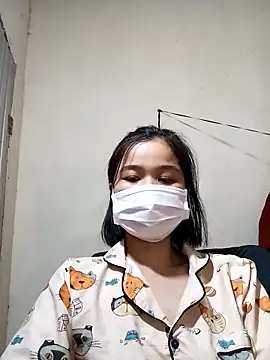 Snapshot of Daisy-lusia96 chatting on 11/02/25, 12:29 Daisy-lusia96 online show from 11/02/25, 12:29