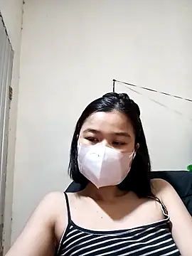 Snapshot of Daisy-lusia96 chatting on 11/14/25, 02:32 Daisy-lusia96 online show from 11/14/25, 02:32