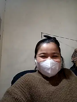 Snapshot of Daisy-lusia96 chatting on 11/17/25, 01:50 Daisy-lusia96 online show from 11/17/25, 01:50