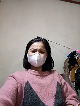 Snapshot of Daisy-lusia96 chatting on 12/01/25, 10:15 Daisy-lusia96 online show from 12/01/25, 10:15