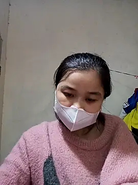 Snapshot of Daisy-lusia96 chatting on 12/17/25, 02:12 Daisy-lusia96 online show from 12/17/25, 02:12