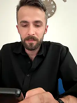 S-kt-et online show from 09/29/25, 02:00