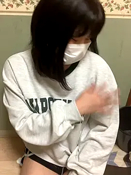 Snapshot of -SAKI-xx chatting on 12/05/25, 01:20 -SAKI-xx online show from 12/05/25, 01:20