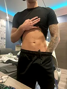 Snapshot of Sexaddict05 chatting on 09/26/25, 11:53 Sexaddict05 online show from 09/26/25, 11:53