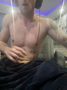 Sexaddict05 online show from 05/25/26, 09:21