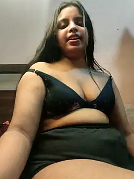 Maahhii 2 online show from 05/14/26, 08:59