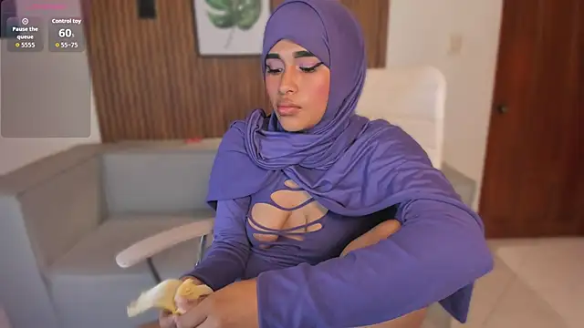 kayla hasab online show from 10/04/25, 02:42