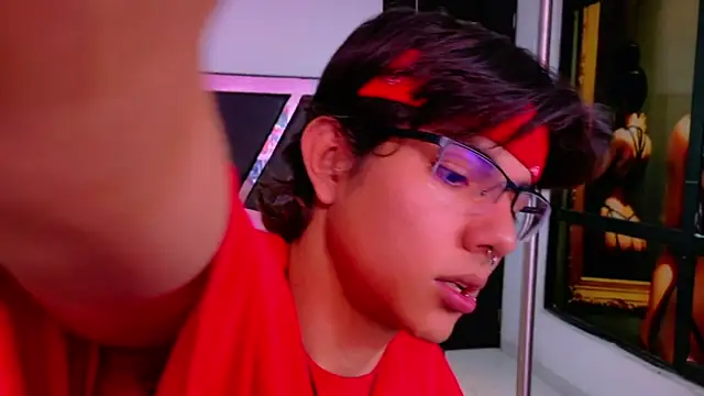 Snapshot of alandelrey57 chatting on 09/14/25, 12:48 alandelrey57 online show from 09/14/25, 12:48