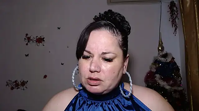 andreea2011 online show from 10/12/25, 12:37