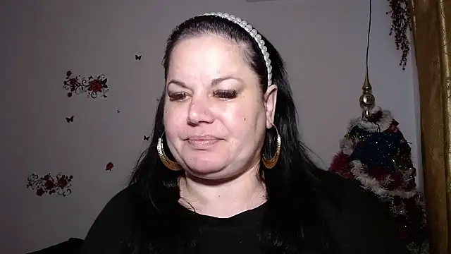 andreea2011 online show from 10/13/25, 06:35