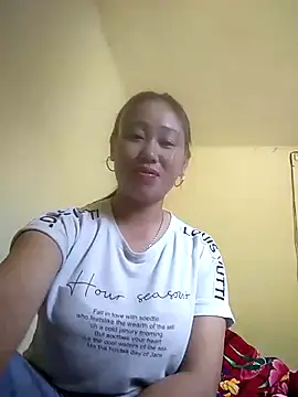 Snapshot of tttmai chatting on 05/16/26, 02:19 tttmai online show from 05/16/26, 02:19