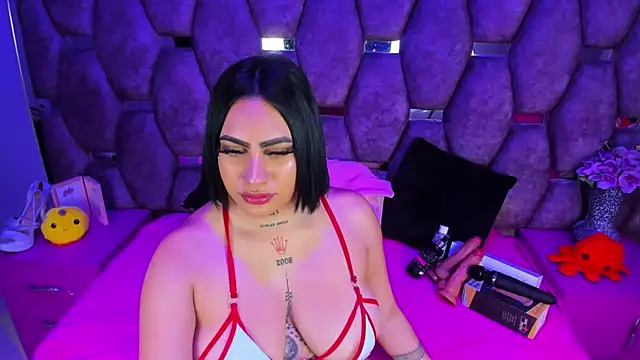 Snapshot of nikky_latin chatting on 10/09/25, 03:48 nikky latin online show from 10/09/25, 03:48