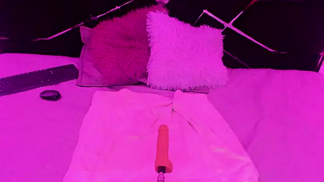 ALYANNA HOT  online show from 10/25/25, 12:13