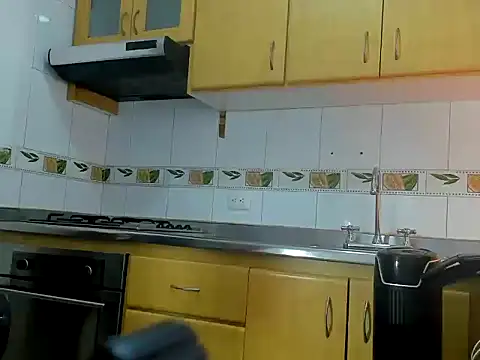 maira tf online show from 11/07/25, 04:01