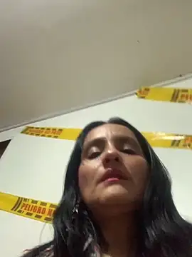 kataleya 29 online show from 10/20/25, 06:41