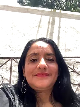 kataleya 29 online show from 10/24/25, 04:25