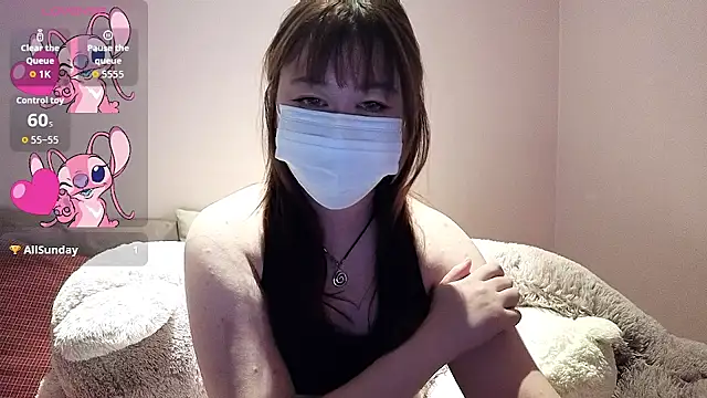 Snapshot of leelana217 chatting on 11/18/25, 07:46 leelana217 online show from 11/18/25, 07:46