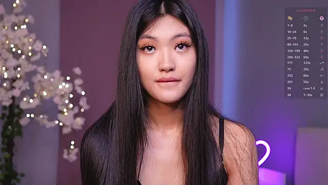 Snapshot of FancyEsten chatting on 02/17/26, 08:00 FancyEsten online show from 02/17/26, 08:00