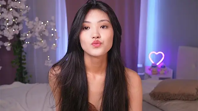 FancyEsten online show from 07/10/26, 08:29