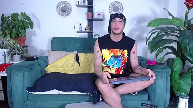 Snapshot of Borsalino_Adam chatting on 09/14/25, 06:51 Borsalino Adam online show from 09/14/25, 06:51