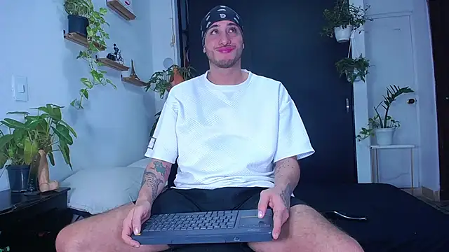 Borsalino Adam online show from 12/14/25, 07:07