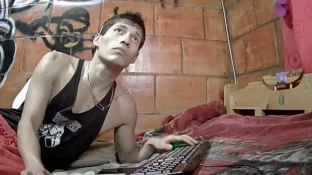 alexandercruz online show from 07/04/26, 10:27