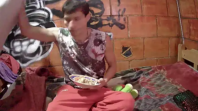 alexandercruz online show from 07/06/26, 09:17