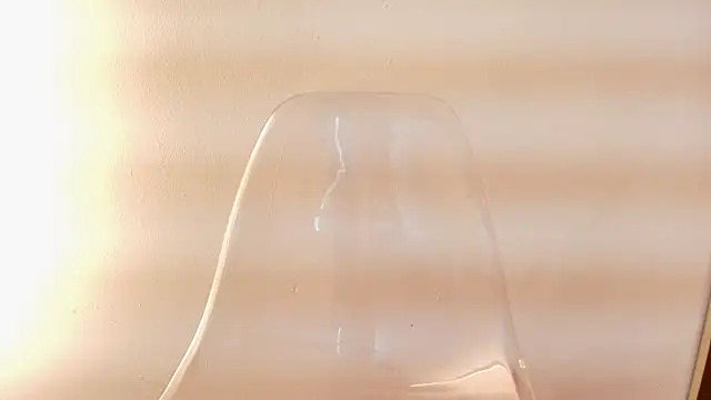 zarah andrew   online show from 10/22/25, 12:16