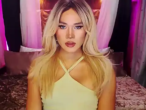 Snapshot of YllanaAltheaXxX chatting on 09/28/25, 07:41 YllanaAltheaXxX online show from 09/28/25, 07:41