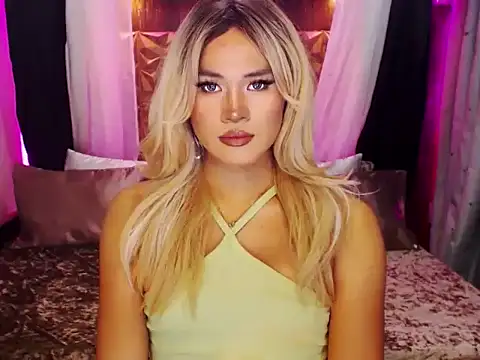 Snapshot of YllanaAltheaXxX chatting on 10/09/25, 06:11 YllanaAltheaXxX online show from 10/09/25, 06:11