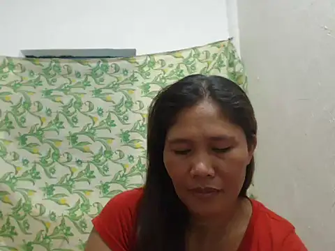 Snapshot of Juicy_69xx chatting on 02/25/26, 06:06 Juicy 69xx online show from 02/25/26, 06:06
